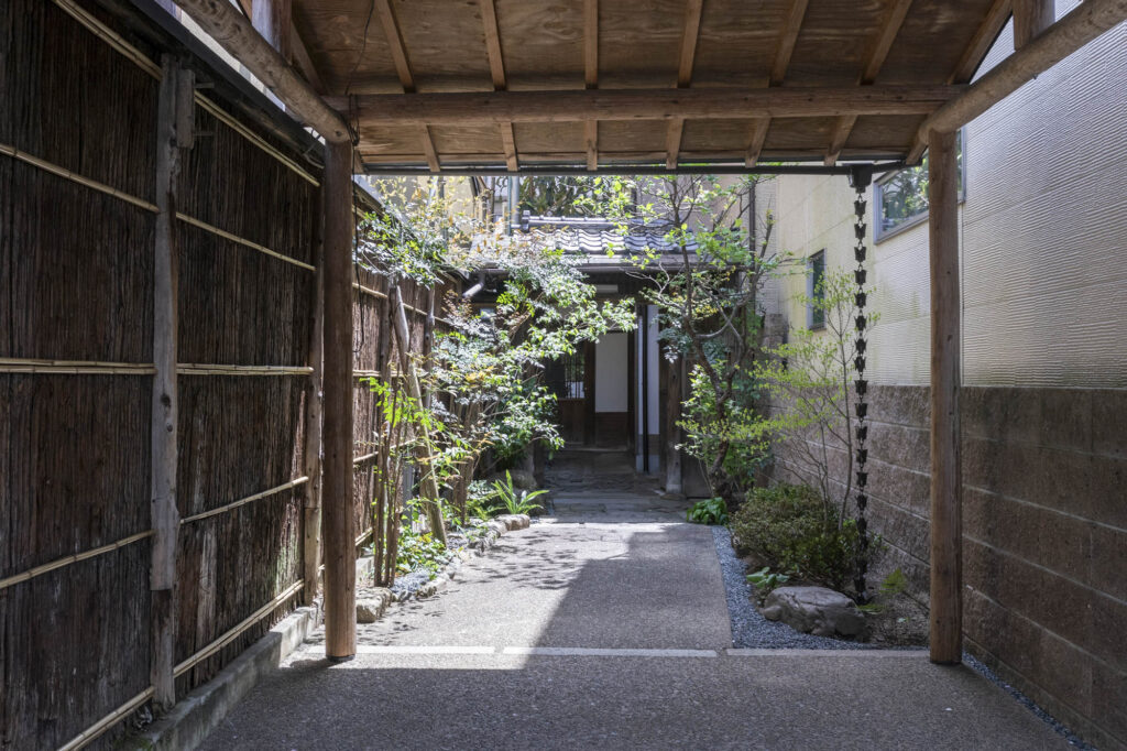 専用路地をもつ京町家